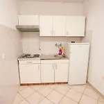 Mate * سفيتي بيتار