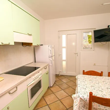 Mate Свети-Петар