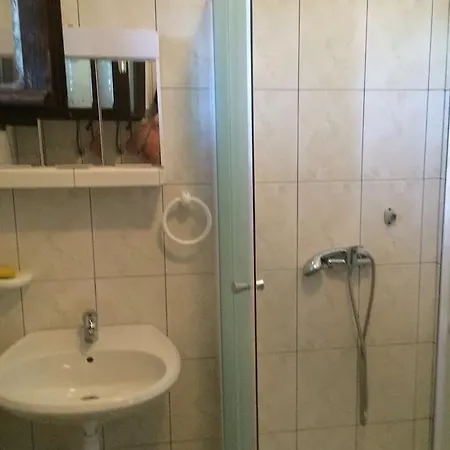 Apartment Mate